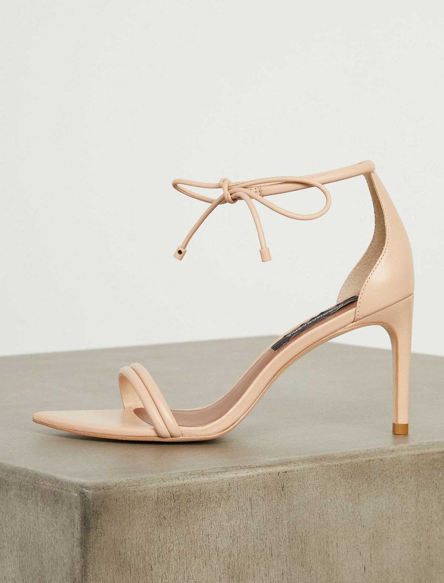 BCBG MAX AZRIA Schuhe | Keilsandaletten Mit Riemchen