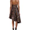 BCBG MAX AZRIA Cocktail | Hohes Und Niedriges Asymmetrisches Metallisches Blumen-Jacquard-Kleid